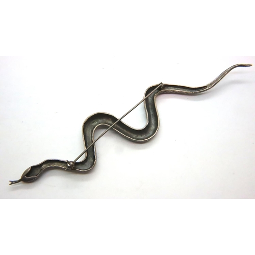 62 - 925 silver, marcasite set snake brooch, L: 14 cm. P&P Group 1 (£14+VAT for the first lot and £1+VAT ... 