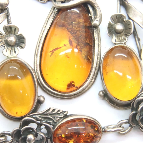 67 - 925 silver amber necklace set, chain L: 60 cm. P&P Group 1 (£14+VAT for the first lot and £1+VAT for... 