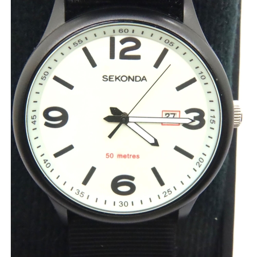 98 - Sekonda; gents large face wristwatch, Dial D: 4 cm. P&P Group 1 (£14+VAT for the first lot and £1+VA... 