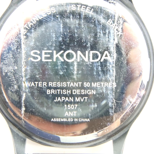 98 - Sekonda; gents large face wristwatch, Dial D: 4 cm. P&P Group 1 (£14+VAT for the first lot and £1+VA... 