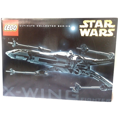 2112 - Lego 7191 Ultimate Collector Series Star Wars X-Wing Fighter. Opened, built up and take apart/re-bag... 