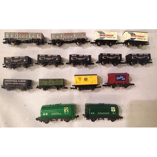 2062 - Fifteen N Gauge private owner wagons, two NCB, five Bute Merthyr, two BP and two Sportsman, etc, mos... 