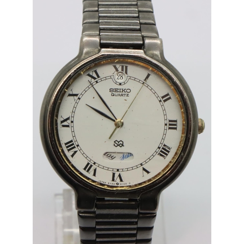 103 - Boxed Royal London wristwatch and a Seiko example. P&P Group 1 (£14+VAT for the first lot and £1+VAT... 