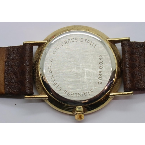 104 - H Samuel; gents calendar wristwatch on brown leather strap, working at lotting. P&P Group 1 (£14+VAT... 