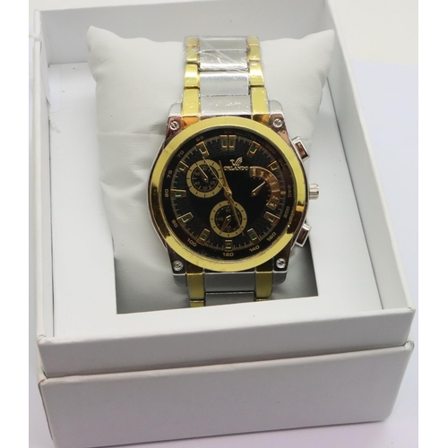 105 - Orlando; gents boxed wristwatch on a metallic bracelet, not working at lotting up. P&P Group 1 (£14+... 