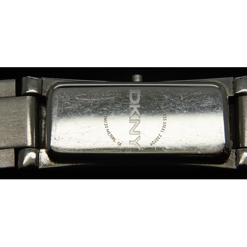 109 - DKNY; ladies boxed stainless steel wristwatch. P&P Group 1 (£14+VAT for the first lot and £1+VAT for... 