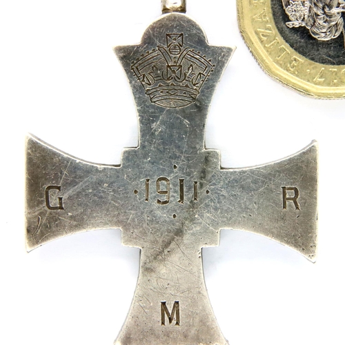 66 - Sterling silver medal Royal Victoria Infirmary Newcastle On Tyne 1911, 19g. P&P Group 1 (£14+VAT for... 