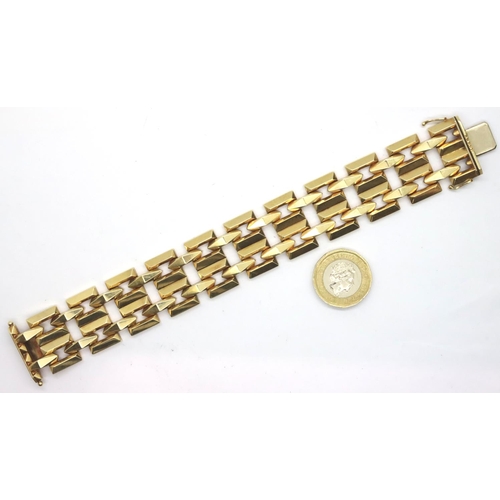 67 - 14ct gold heavy bracelet, 52.4g. P&P Group 1 (£14+VAT for the first lot and £1+VAT for subsequent lo... 