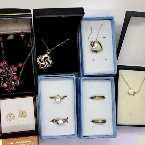 91 - Eleven items of boxed silver jewellery. P&P Group 1 (£14+VAT for the first lot and £1+VAT for subseq... 