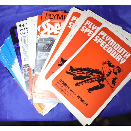 3064 - Speedway programmes; Poole 1966-1988 (29) and Plymouth 1968-1969 (49). P&P Group 2 (£18+VAT for the ... 