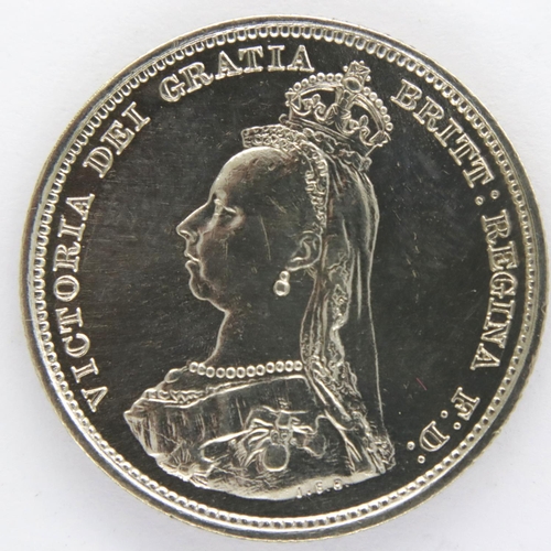 3105 - 1887 silver Shilling of Queen Victoria. P&P Group 1 (£14+VAT for the first lot and £1+VAT for subseq... 