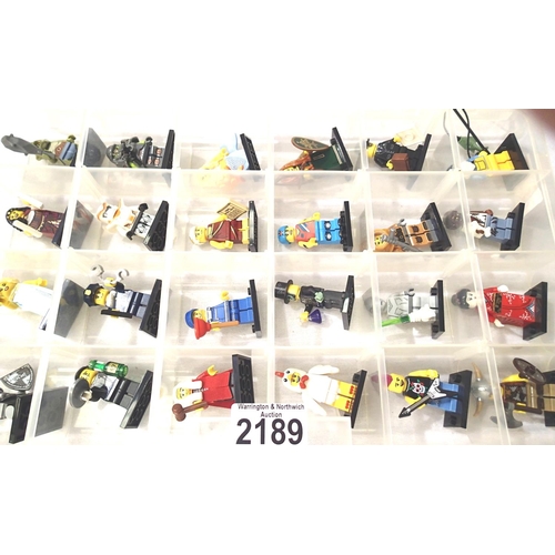 2189 - Box of twenty four assorted Lego mini figures. P&P Group 2 (£18+VAT for the first lot and £3+VAT for... 