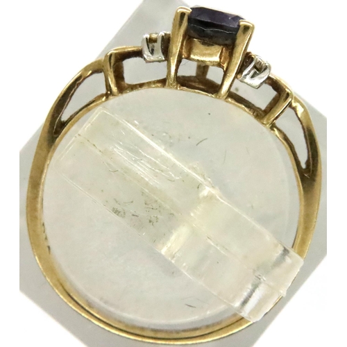 11 - 9ct gold amethyst and diamond ring, size K, 1.3g P&P Group 1 (£14+VAT for the first lot and £1+VAT f... 