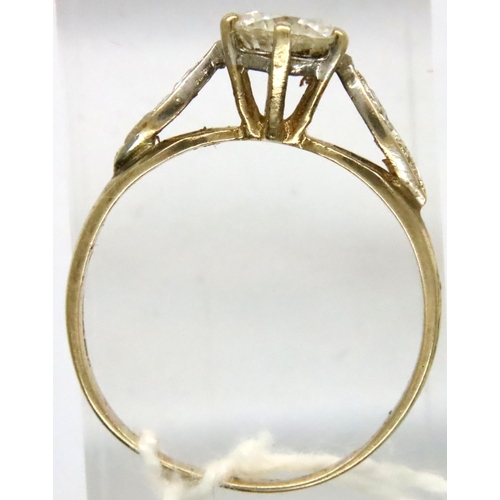 78 - 9ct gold stone set ring, size O, 1.7g. P&P Group 1 (£14+VAT for the first lot and £1+VAT for subsequ... 