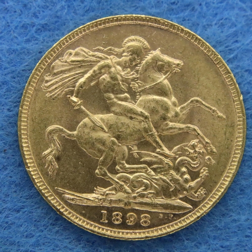 3198 - 1898 sovereign of Queen Victoria, our grade EF. P&P Group 1 (£14+VAT for the first lot and £1+VAT fo... 