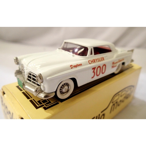 2089 - Brooklin Models 1/43 scale diecast 1955 Chrysler C300, Collectors Club second members model, in very... 