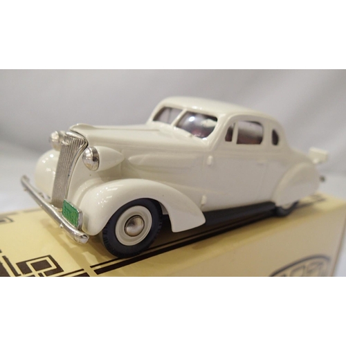 2093 - Brooklin models 1/43 scale diecast 1937 Chevrolet Coupe, Collectors Club first members model, in ver... 