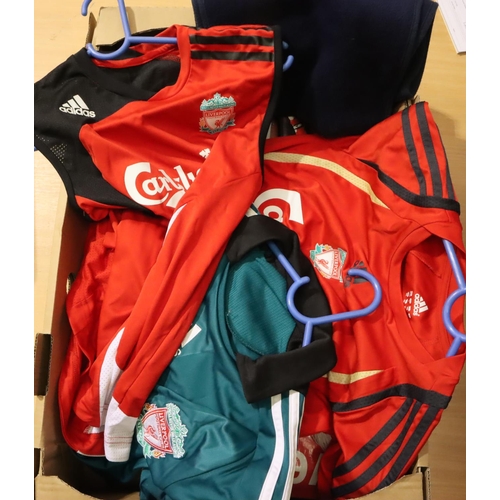 3119 - Liverpool Football Club branded promotional items including scarves and childrens tops. P&P Group 3 ... 