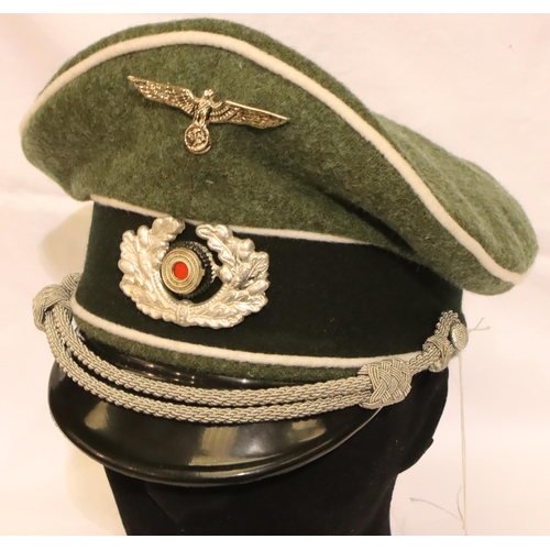 3131 - WWII museum quality replica German Army Officers cap. P&P Group 1 (£14+VAT for the first lot and £1+... 