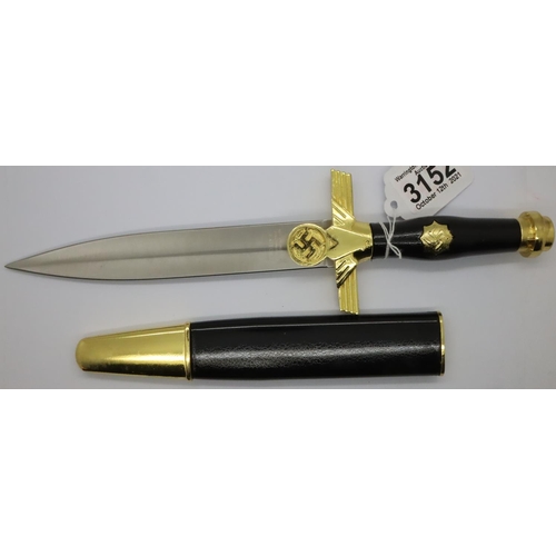 3152 - German RLB replica ceremonial dagger, with steel blade and gilt metal mounts. P&P Group 2 (£18+VAT f... 