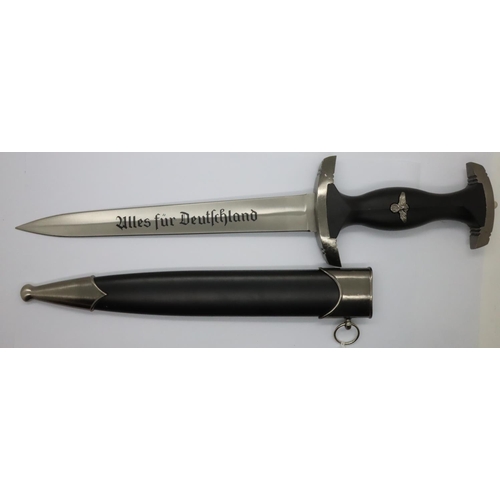 3153 - Contemporary SS honour dagger copy with scabbard. P&P Group 2 (£18+VAT for the first lot and £3+VAT ... 