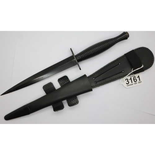 3161 - Current Issue Commando dagger marked with broad arrow and Made in Sheffield. P&P Group 2 (£18+VAT fo... 