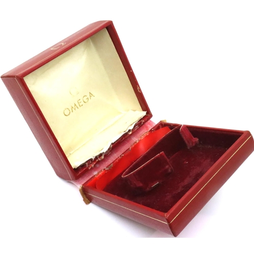 124 - Omega watch box circa 1970s (at fault). P&P Group 1 (£14+VAT for the first lot and £1+VAT for subseq... 
