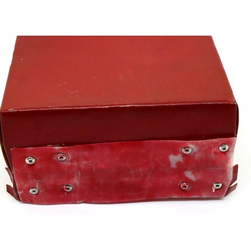 124 - Omega watch box circa 1970s (at fault). P&P Group 1 (£14+VAT for the first lot and £1+VAT for subseq... 