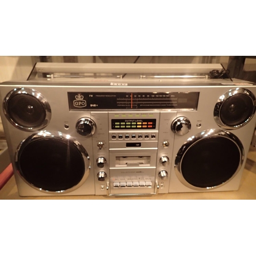1147 - Silver, GPO Brooklyn large 1980s-Style Boombox - CD, cassette, DAB+ & FM Radio, USB, Bluetoothreceiv... 
