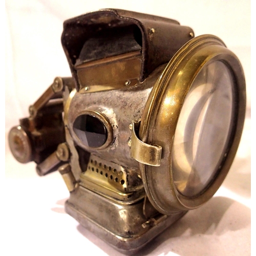 2206 - Antique Lucas brass and steel paraffin cycle lamp with original lens and burner. P&P Group 2 (£18+VA... 