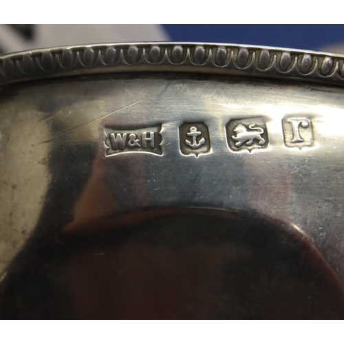 108 - Hallmarked silver sauce boat, 124g L: 15 cm. P&P Group 1 (£14+VAT for the first lot and £1+VAT for s... 