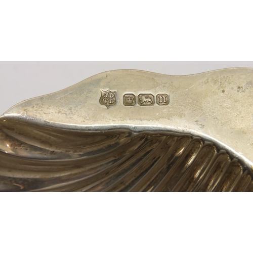 111 - Hallmarked silver shell shape butter dish, D: 10 cm, 33g. P&P Group 1 (£14+VAT for the first lot and... 