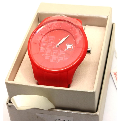 80 - Fila; gents waterproof wristwatch, working at lotting. P&P Group 1 (£14+VAT for the first lot and £1... 