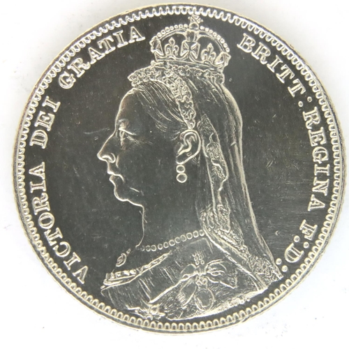 3048 - 1890 silver shilling of Queen Victoria. P&P Group 1 (£14+VAT for the first lot and £1+VAT for subseq... 