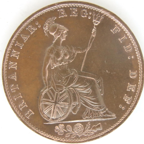 3061 - 1853 copper halfpenny of Queen Victoria. P&P Group 1 (£14+VAT for the first lot and £1+VAT for subse... 