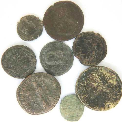 3086 - Collection of 2nd-4th century Bronze Roman coins. P&P Group 1 (£14+VAT for the first lot and £1+VAT ... 