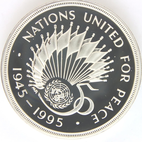 3109 - 1995 silver proof £2, boxed and encapsulated. P&P Group 1 (£14+VAT for the first lot and £1+VAT for ... 