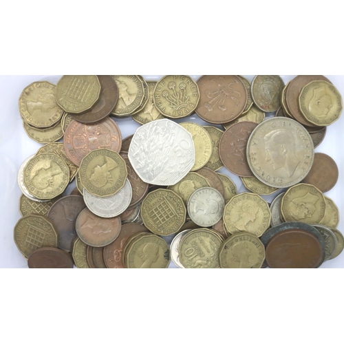 3133 - A small collection of mixed UK coins, most pre-decimal of George VI. P&P Group 2 (£18+VAT for the fi... 