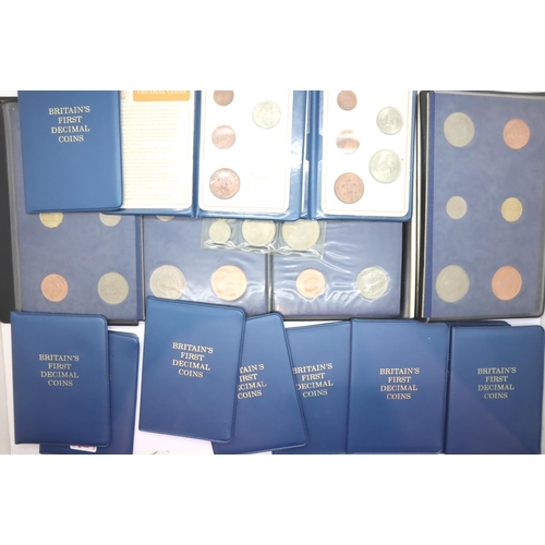 3142 - Great Britain 1967 coin set (10) Britains First Decimal Coin Sets (11) and a 1953 uncirculated set. ... 