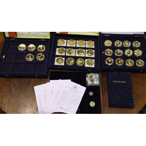 3148 - Windsor Mint cased set of commemoratives; Wisdom & Wit of Churchill and History of The Royal Family ... 