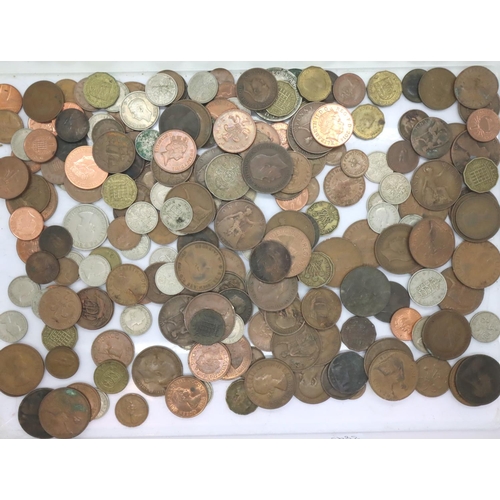 3153 - Tray of mixed UK coins. P&P Group 1 (£14+VAT for the first lot and £1+VAT for subsequent lots)