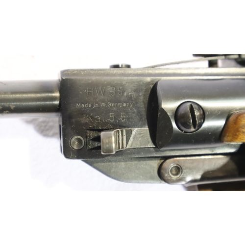 3001 - Weihrauch 22 air rifle in case with a Simmons scope. P&P Group 3 (£25+VAT for the first lot and £5+V... 