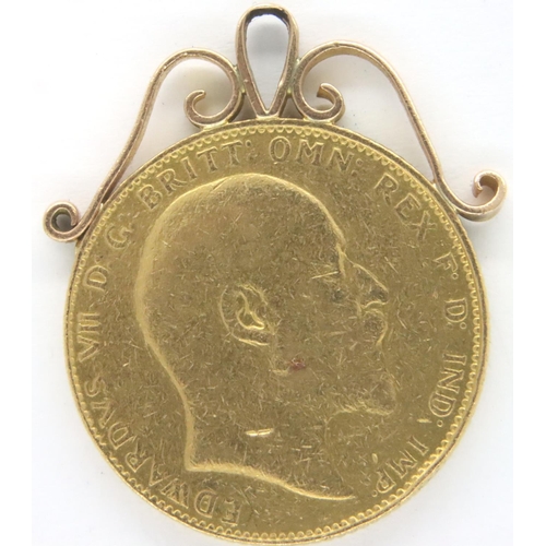 3127 - 1907 sovereign of Edward VII with soldered pendant mount. P&P Group 1 (£14+VAT for the first lot and... 