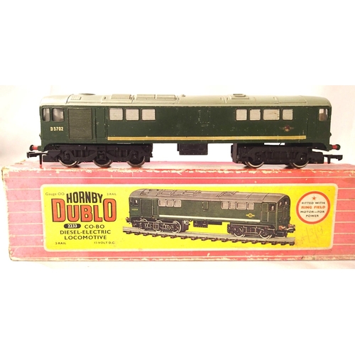 2197 - Hornby Dublo 2233 Co-Bo Diesel D5702, Green Late Crest, with instructions. Good - very good conditio... 