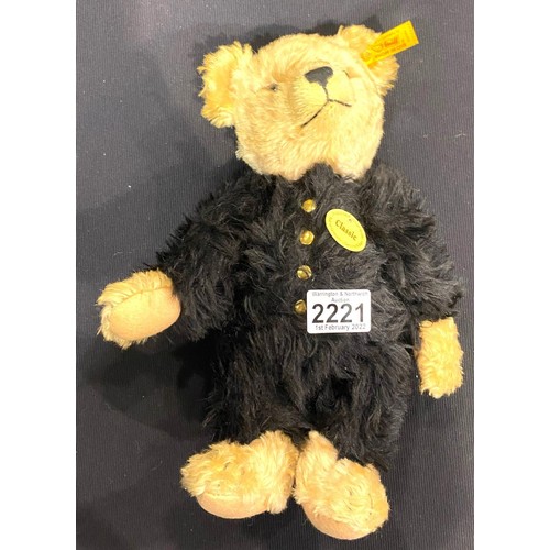 2221 - Steiff Classic bear with growler, H: 32 cm. P&P Group 2 (£18+VAT for the first lot and £3+VAT for su... 