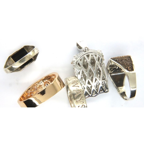 66 - Collection of 925 silver jewellery to include three rings, a pendant and a yellow metal ring. P&P Gr... 