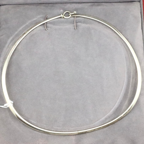 77 - Cased Georg Jensen silver torque necklace. P&P Group 1 (£14+VAT for the first lot and £1+VAT for sub... 