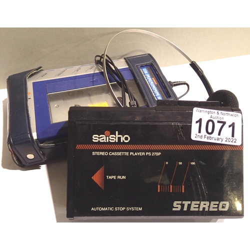 1071 - Two Saisho personal cassette players, one with headphones. P&P Group 1 (£14+VAT for the first lot an... 