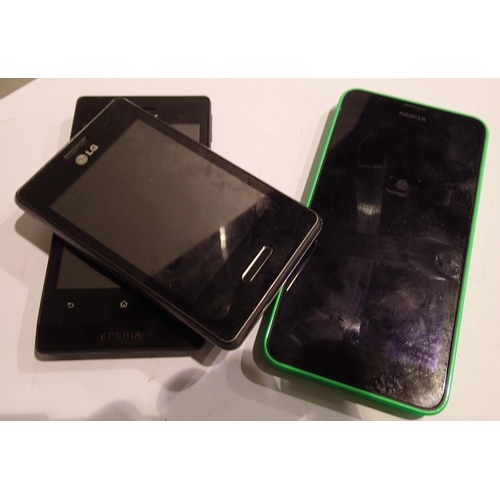 1096 - Sony Xperia touchscreen phone and two others. P&P Group 1 (£14+VAT for the first lot and £1+VAT for ... 