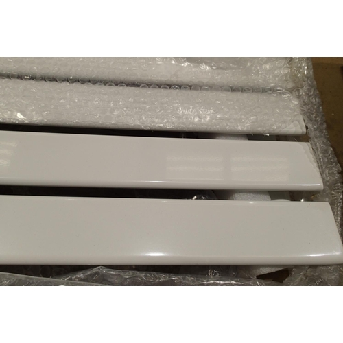 1689 - Single horizontal modern radiator. Not available for in-house P&P, contact Paul O'Hea at Mailboxes o... 